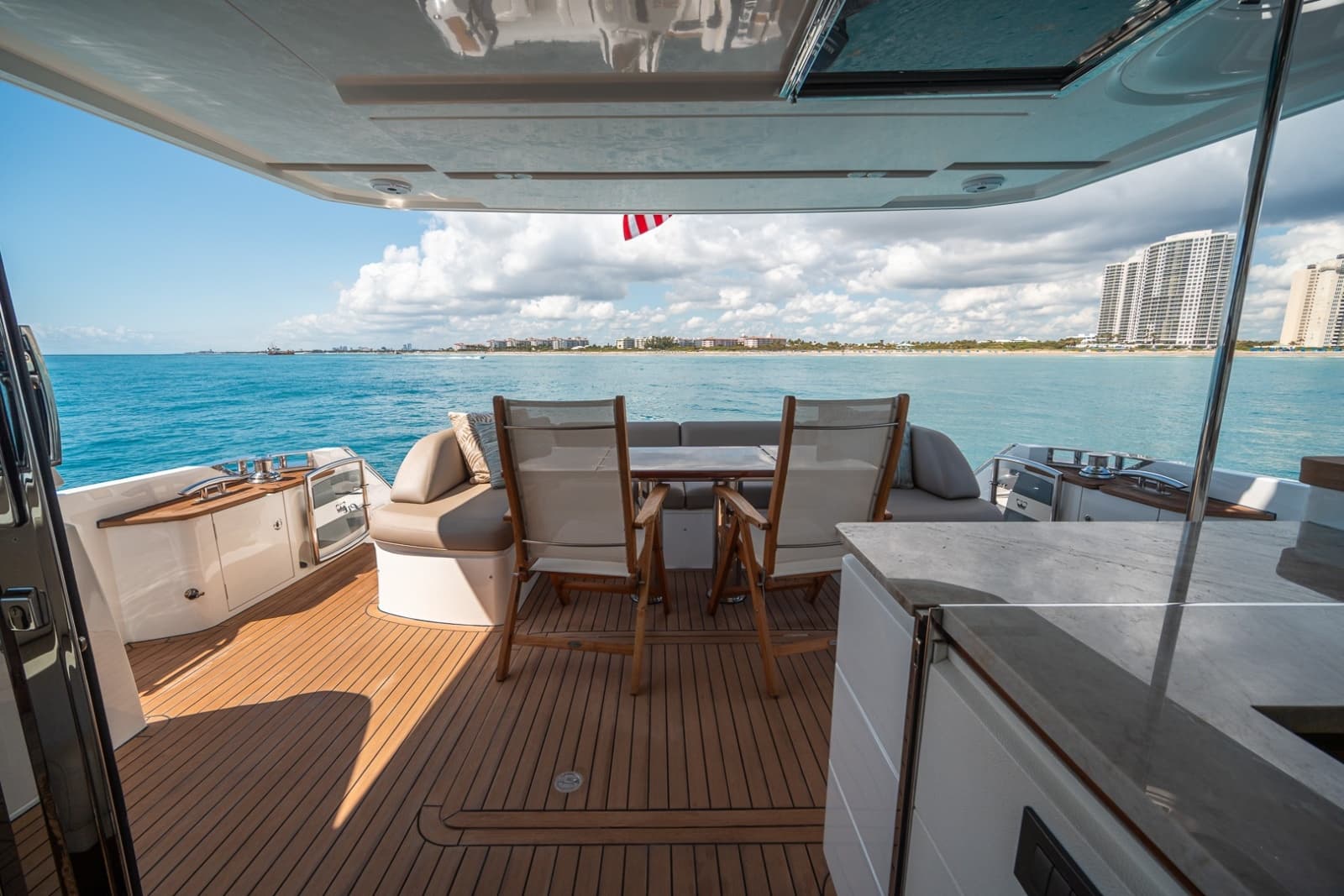 2017 Princess 68 Flybridge - Photo 19