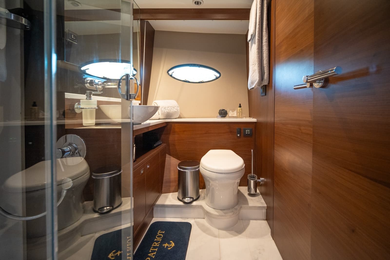 2017 Princess 68 Flybridge - Photo 55