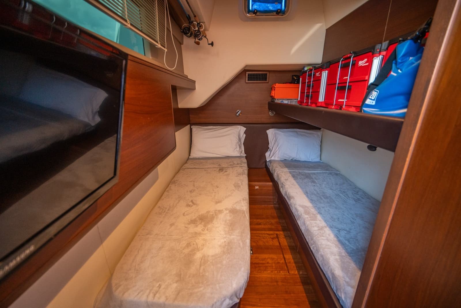 2017 Princess 68 Flybridge - Photo 79