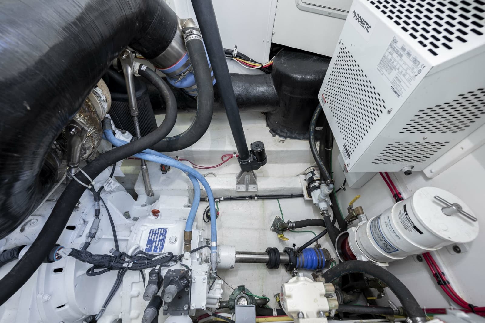 2019 Albemarle 410 Express Fisherman