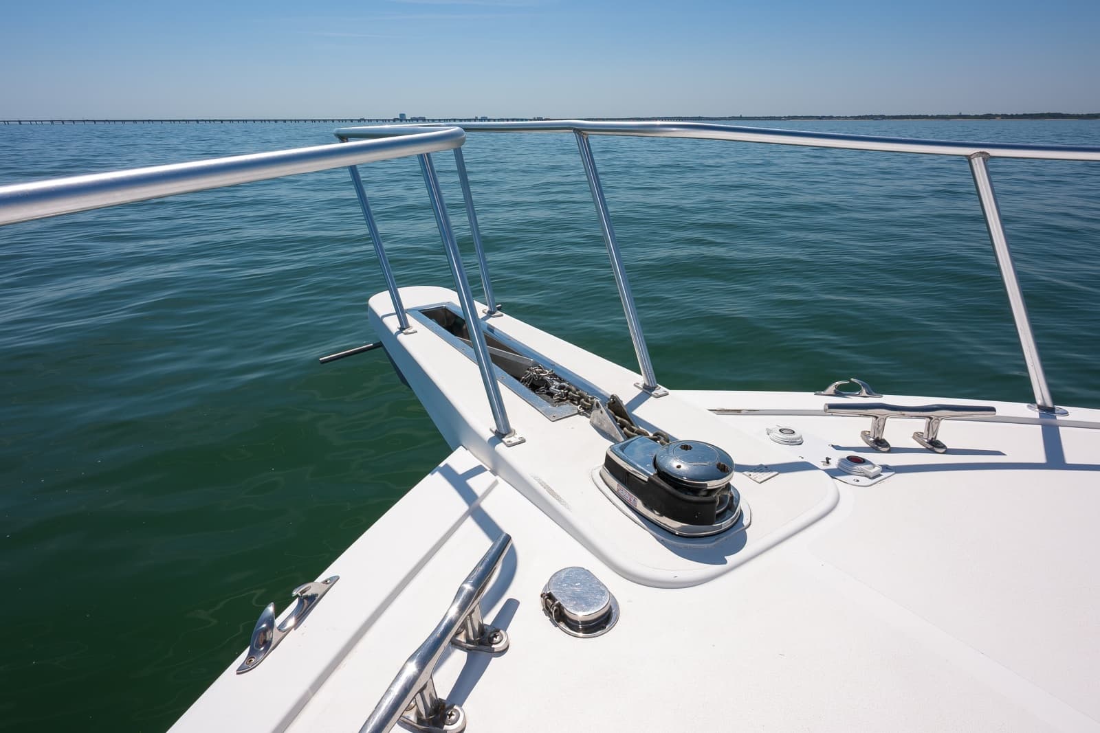 1998 Viking 47 Convertible - Photo 27