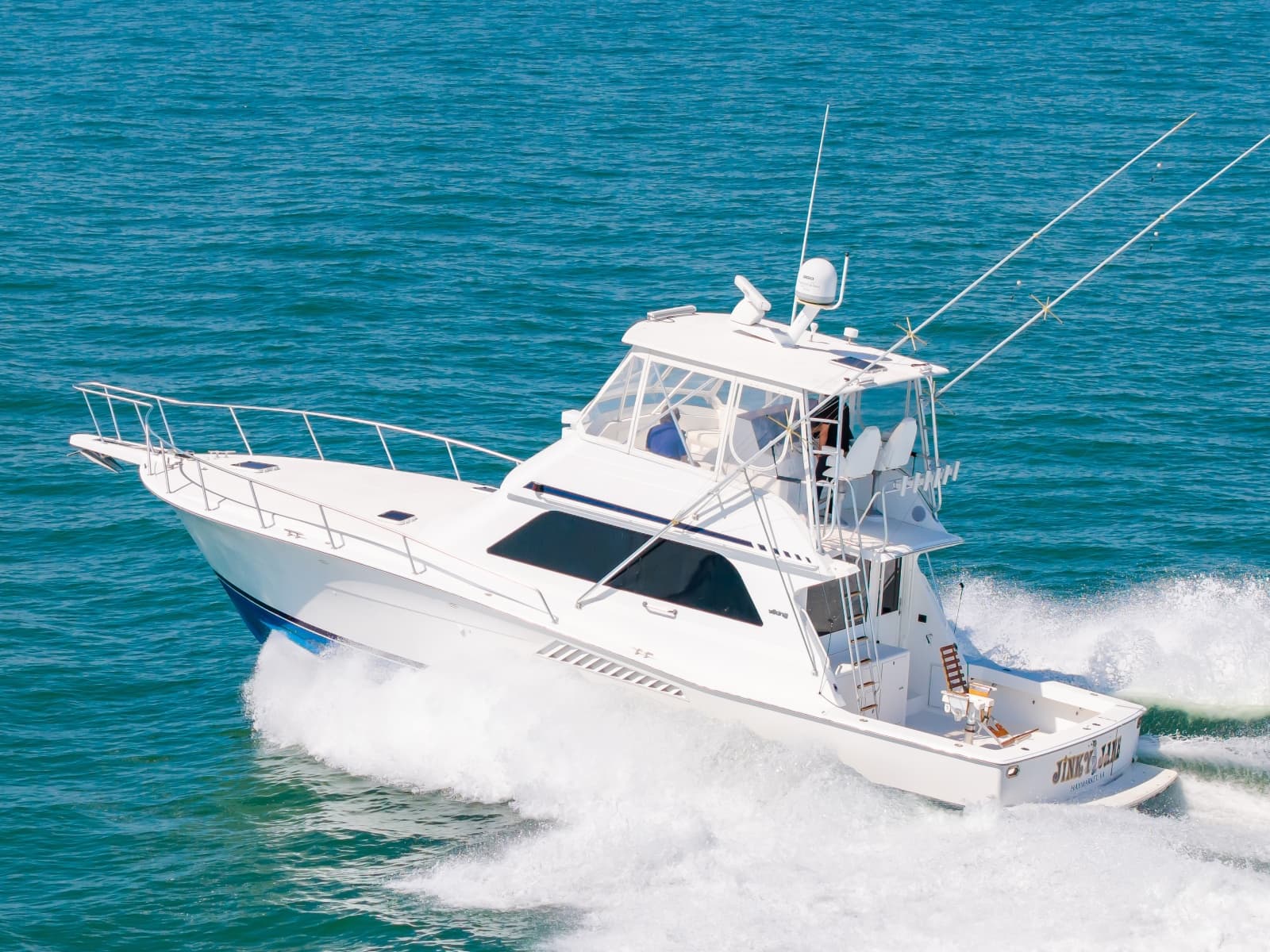 1998 Viking 47 Convertible - Photo 5