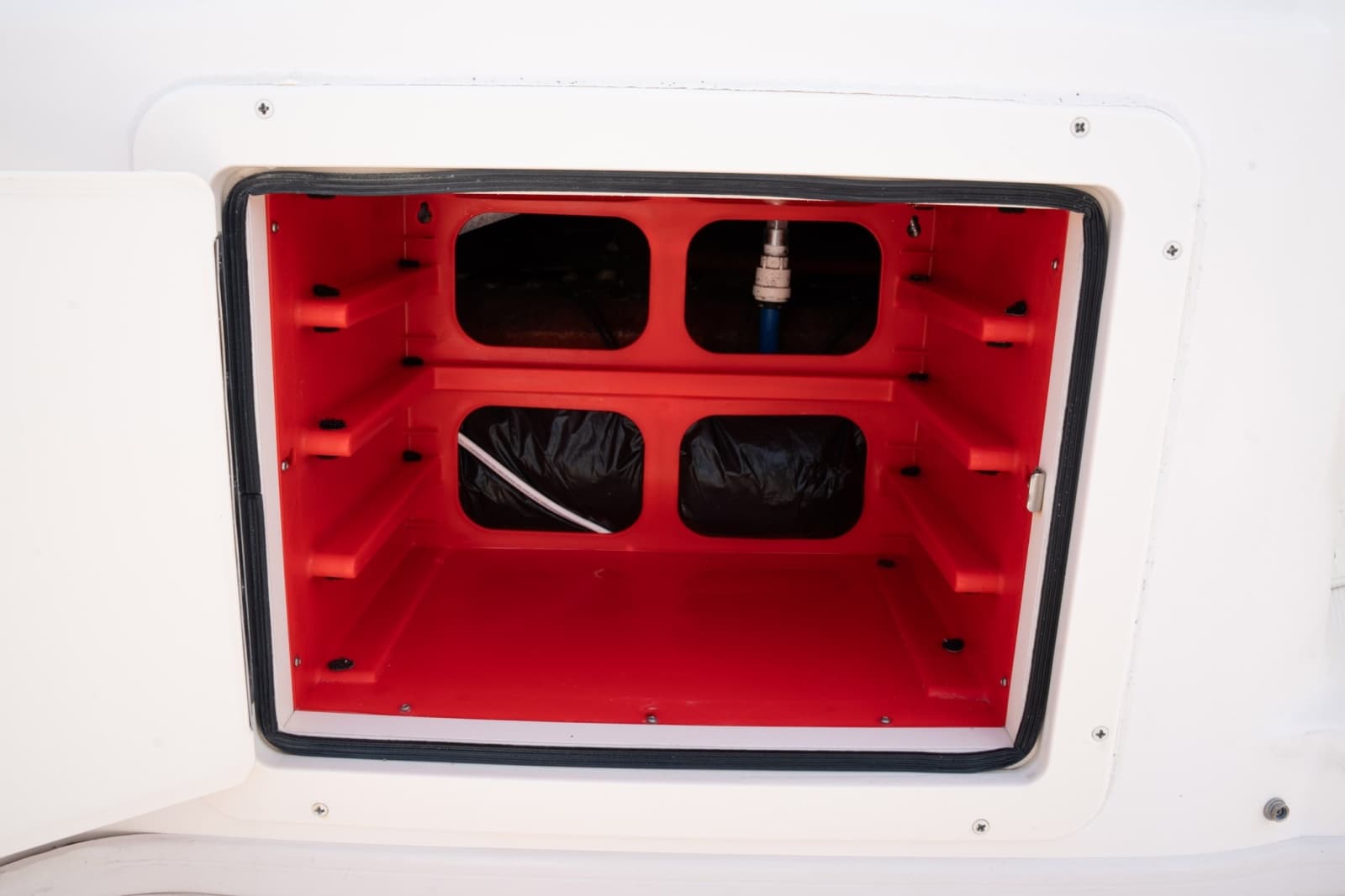 2009 Grady-White Express 330