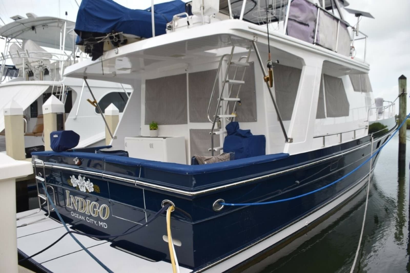 1999 Offshore Yachts 48 Pilothouse - Photo 3