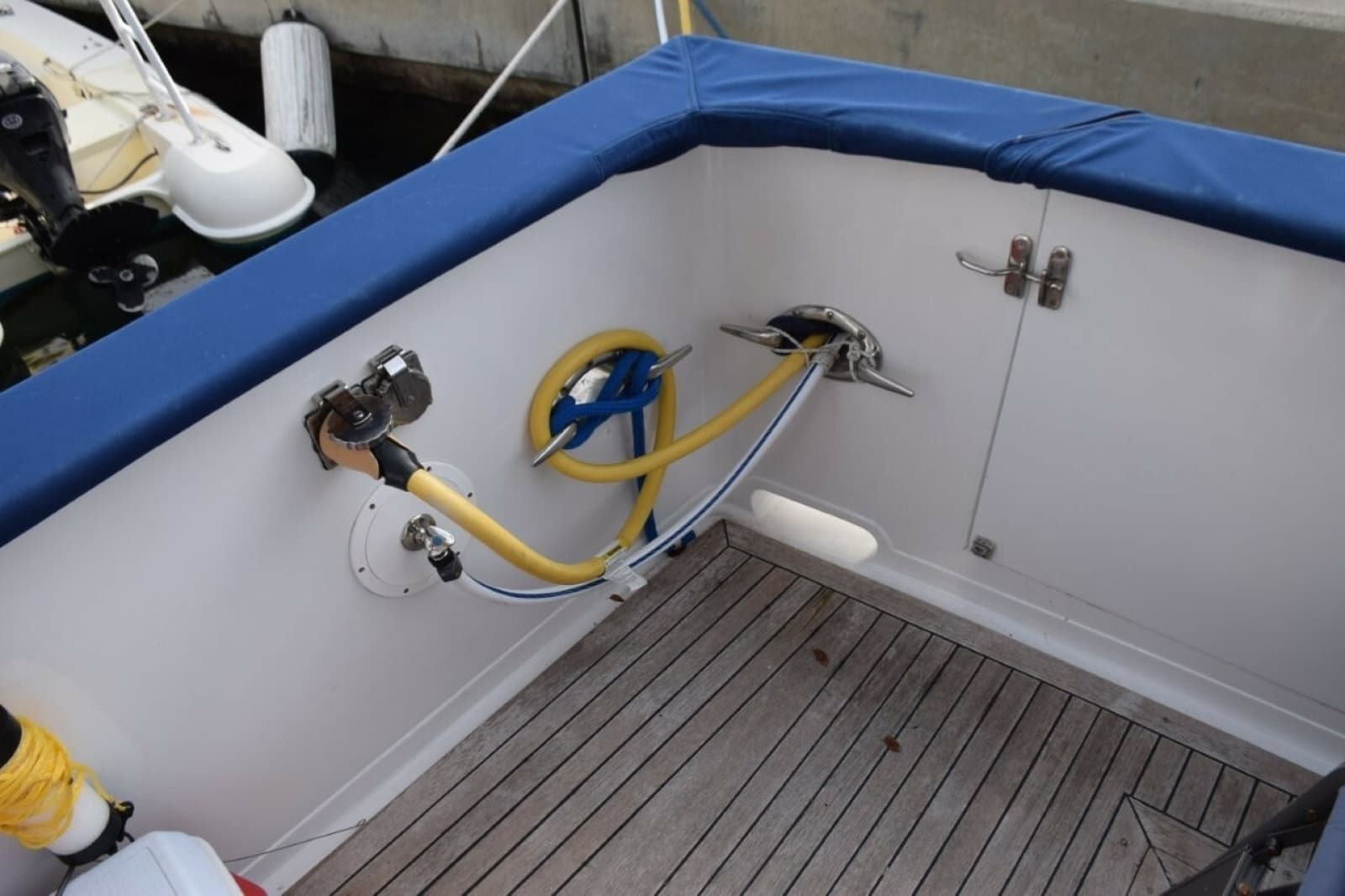 1999 Offshore Yachts 48 Pilothouse - Photo 47