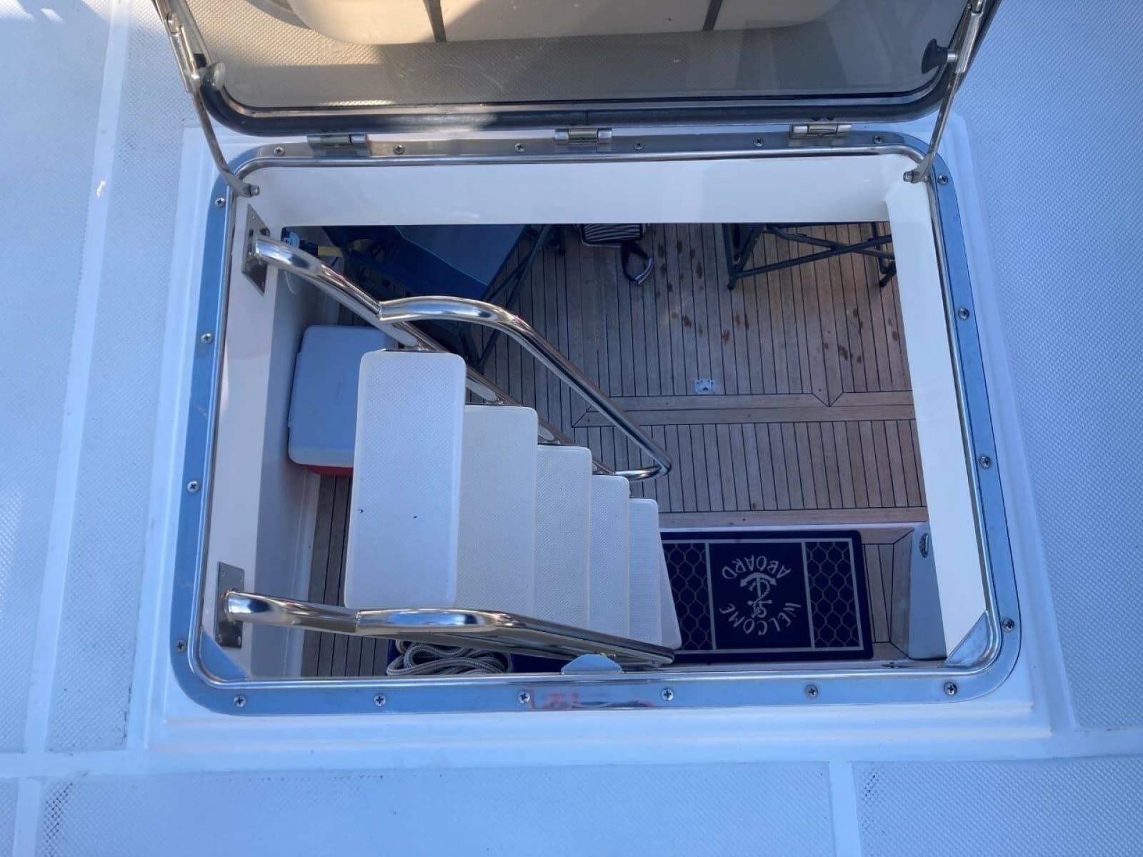 1999 Offshore Yachts 48 Pilothouse - Photo 44