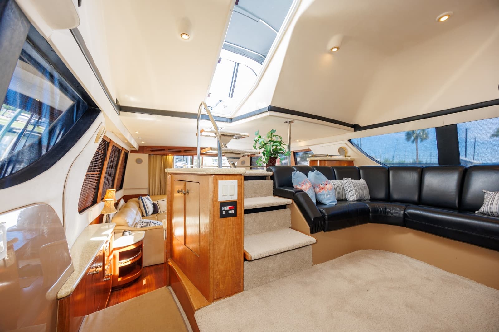 1999 Carver 530 Voyager - Photo 13