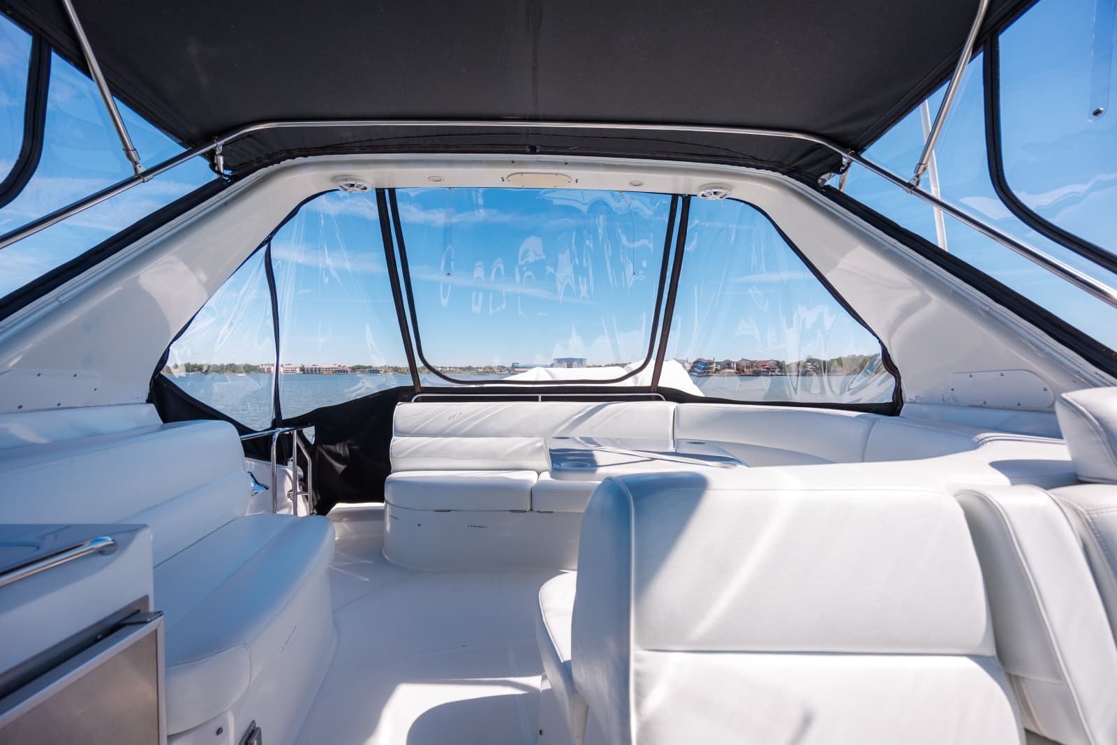 1999 Carver 530 Voyager - Photo 21