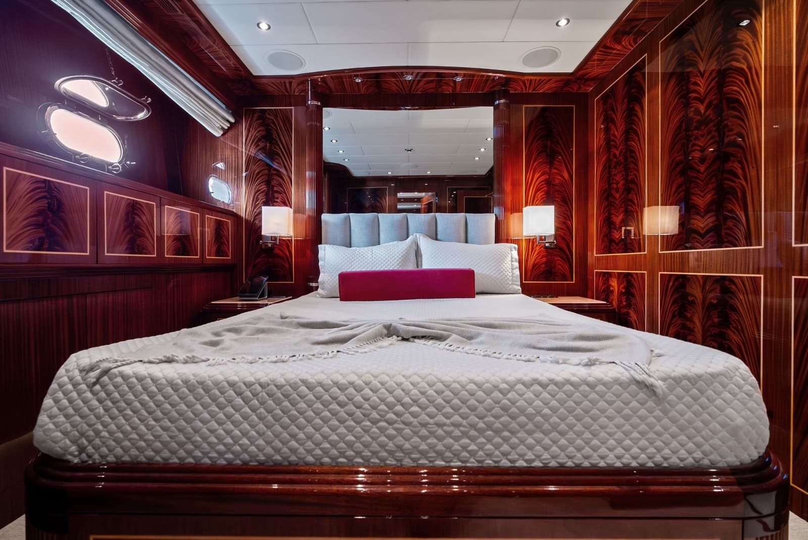 2005 Mangusta 130 - Photo 63