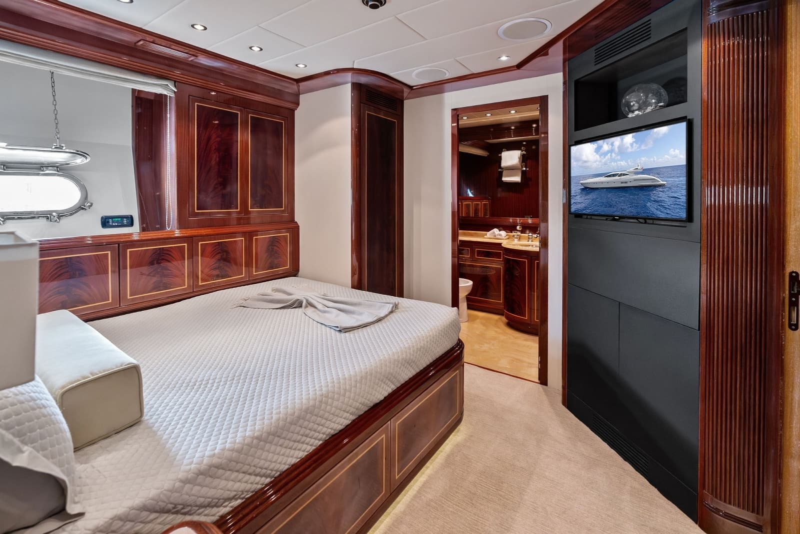 2005 Mangusta 130 - Photo 79