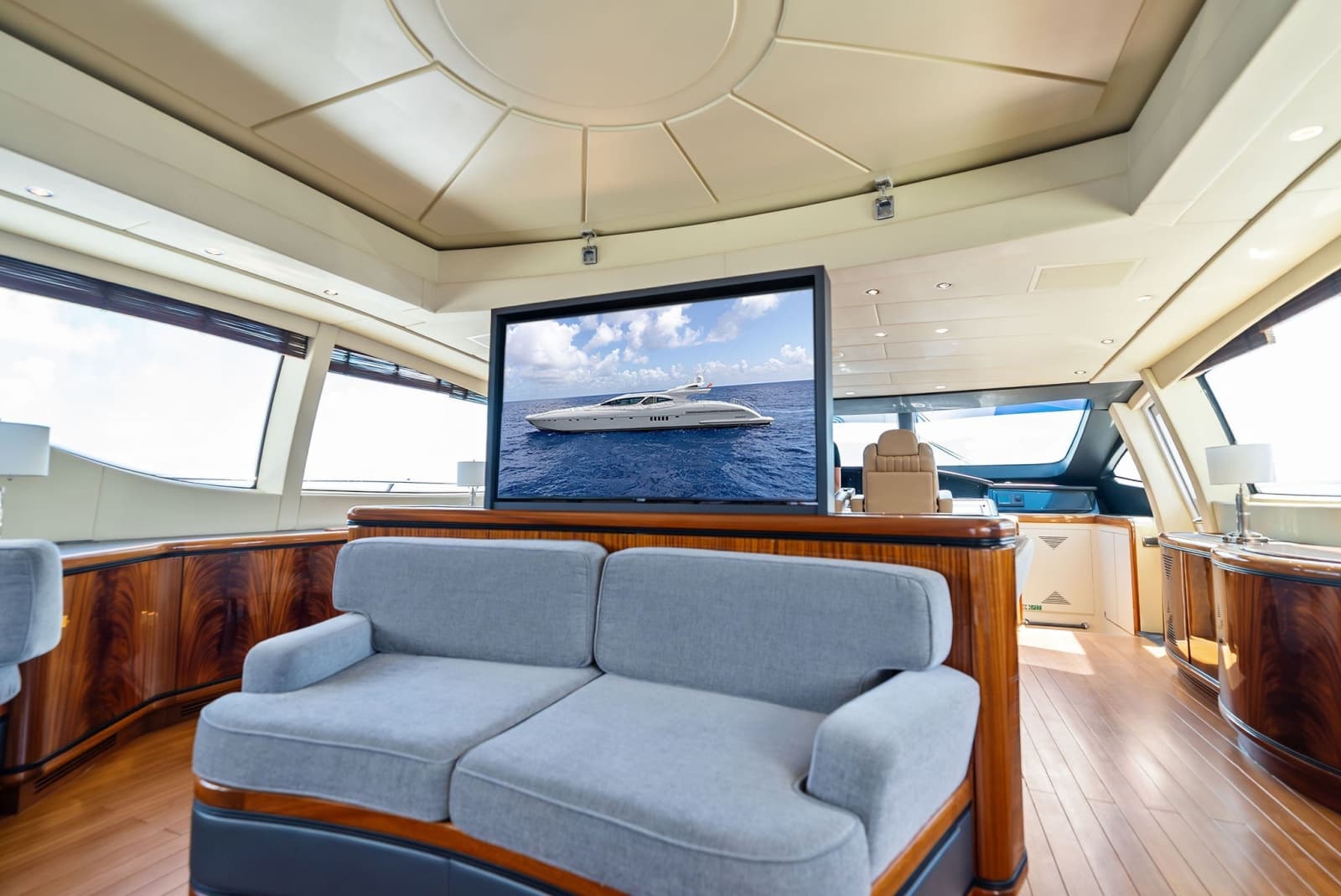 2005 Mangusta 130 - Photo 37