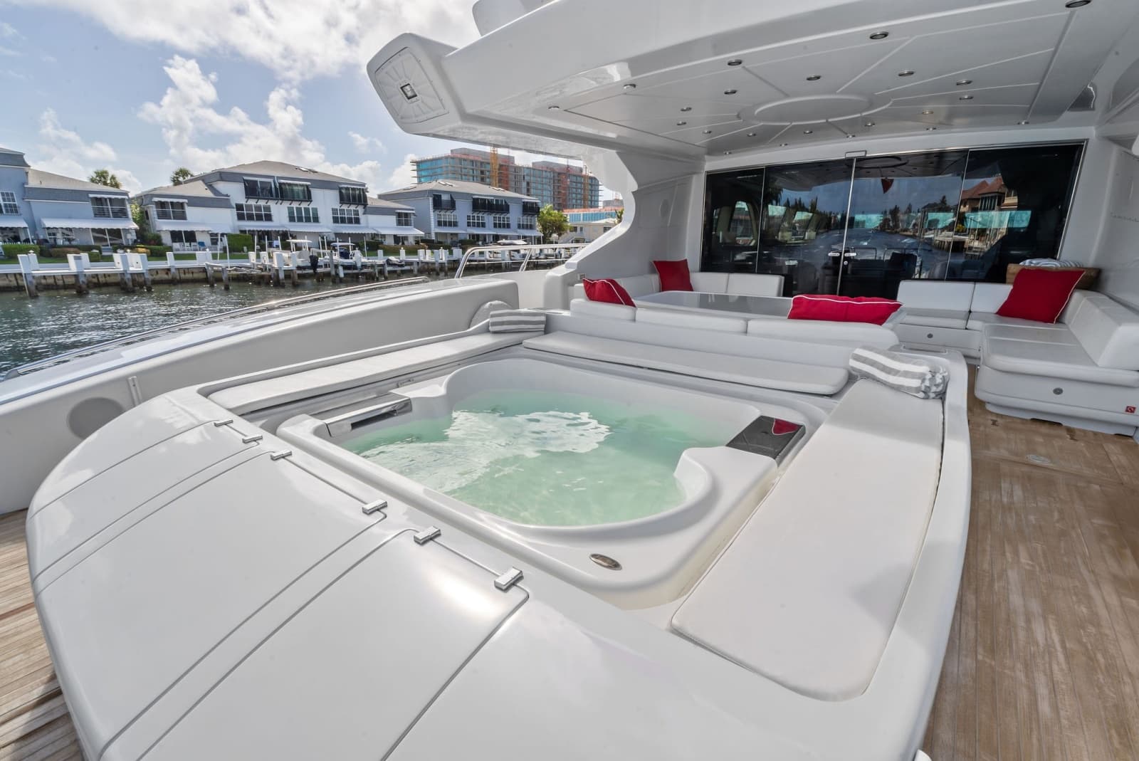 2005 Mangusta 130 - Photo 23