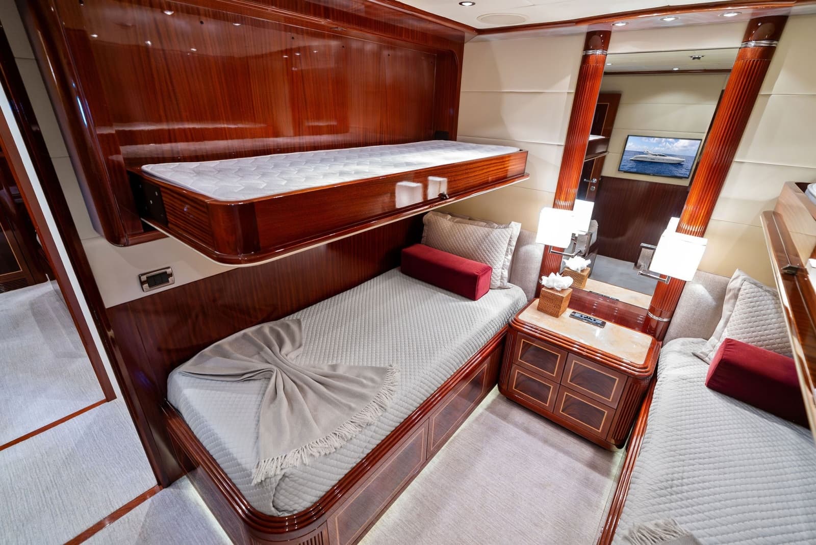 2005 Mangusta 130 - Photo 90