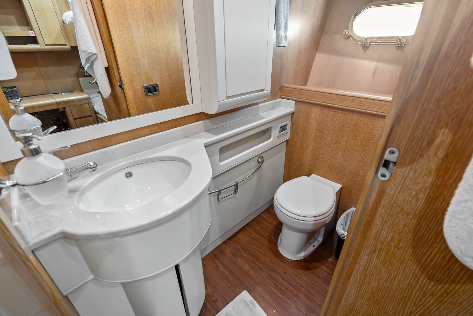 2005 Mangusta 130 - Photo 109