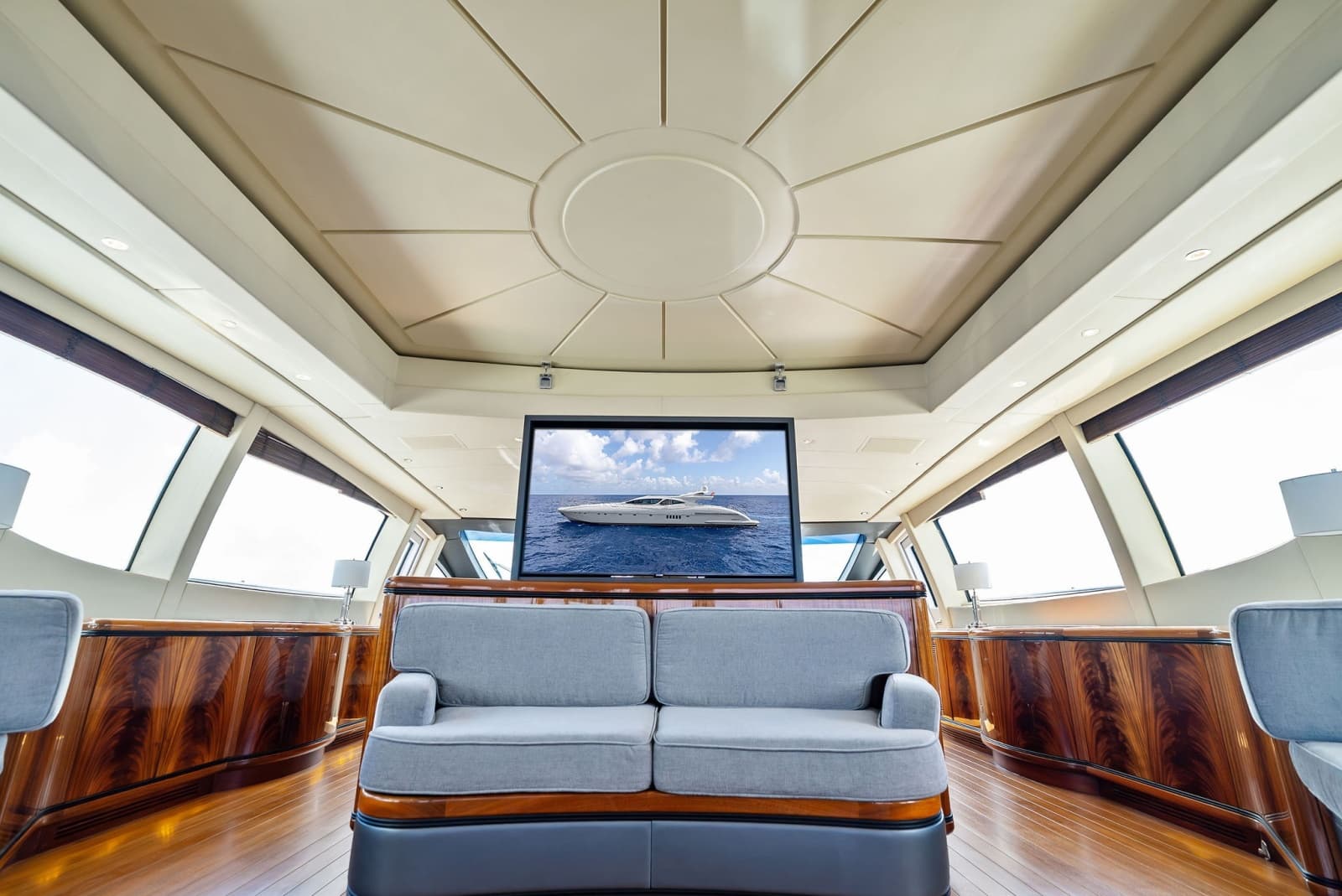 2005 Mangusta 130 - Photo 38