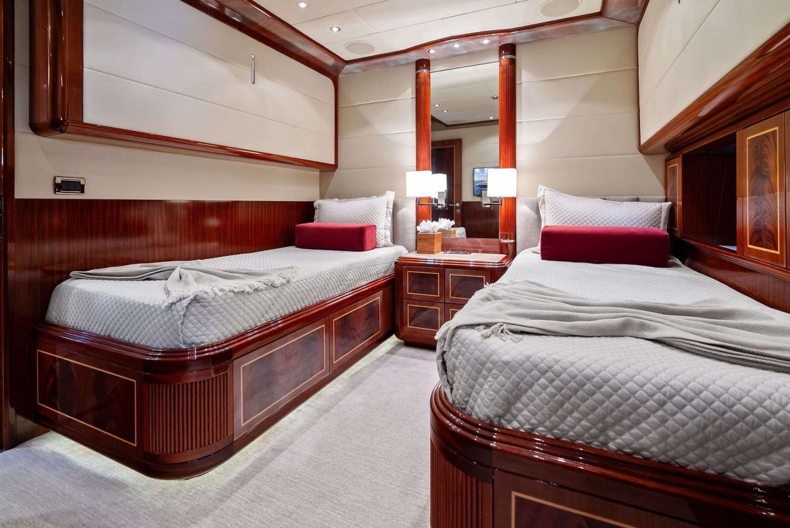 2005 Mangusta 130 - Photo 82