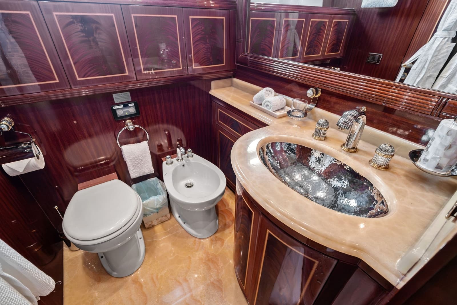 2005 Mangusta 130 - Photo 74