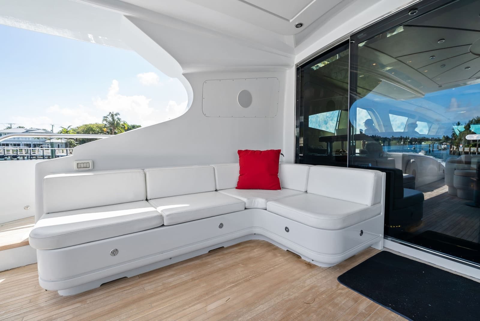 2005 Mangusta 130 - Photo 30