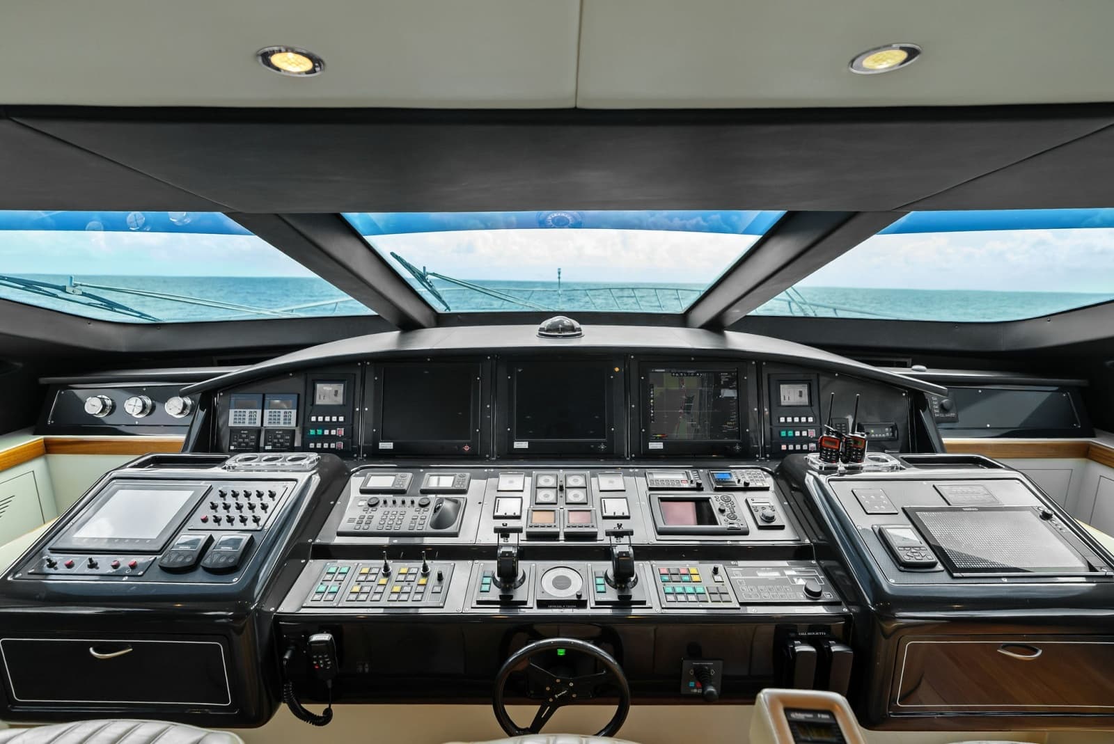 2005 Mangusta 130 - Photo 102