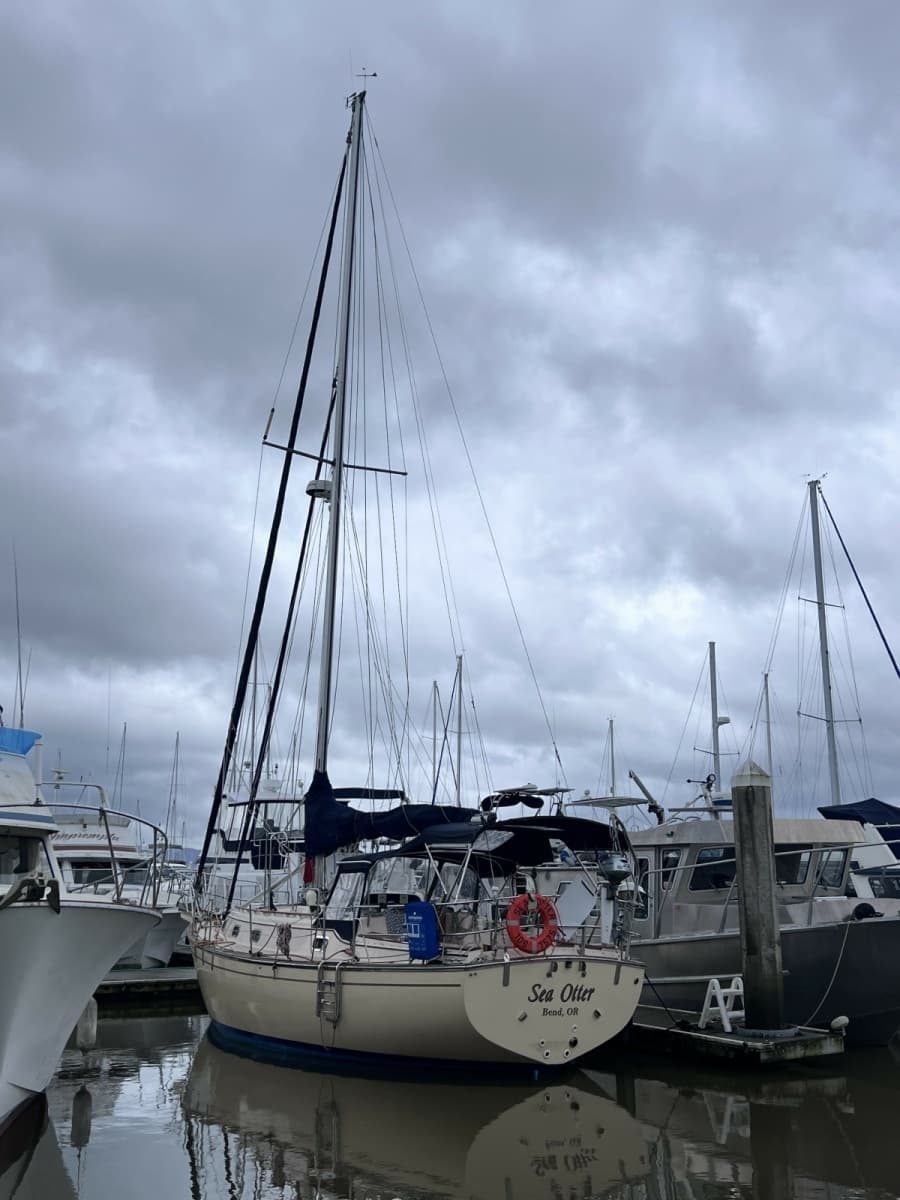 1997 Island Packet 37