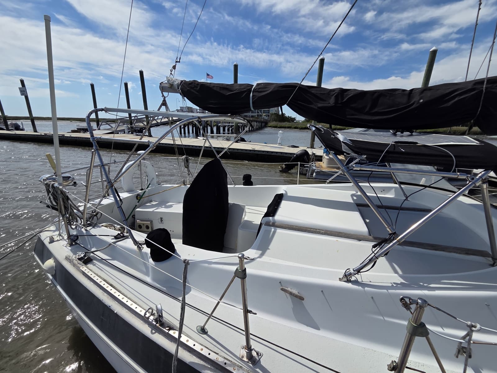 1976 Morgan Out Island 33