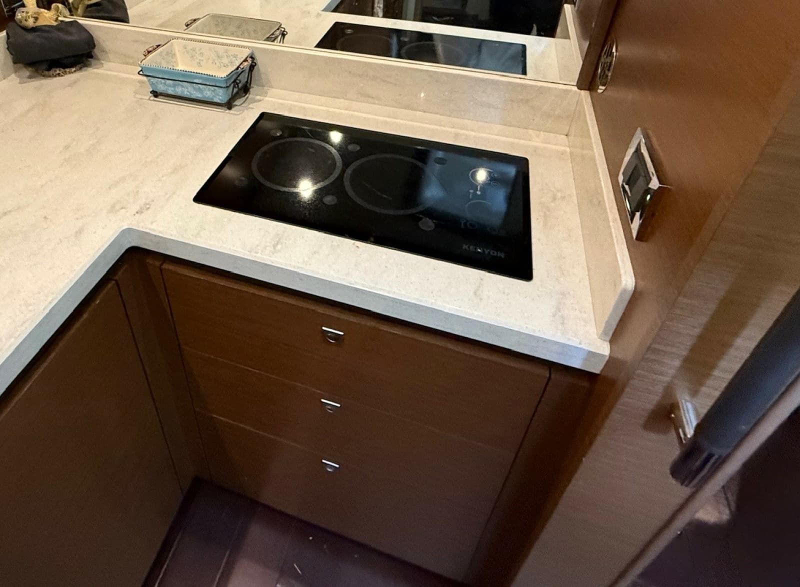 2016 Sea Ray 510 SUNDANCER - Photo 36