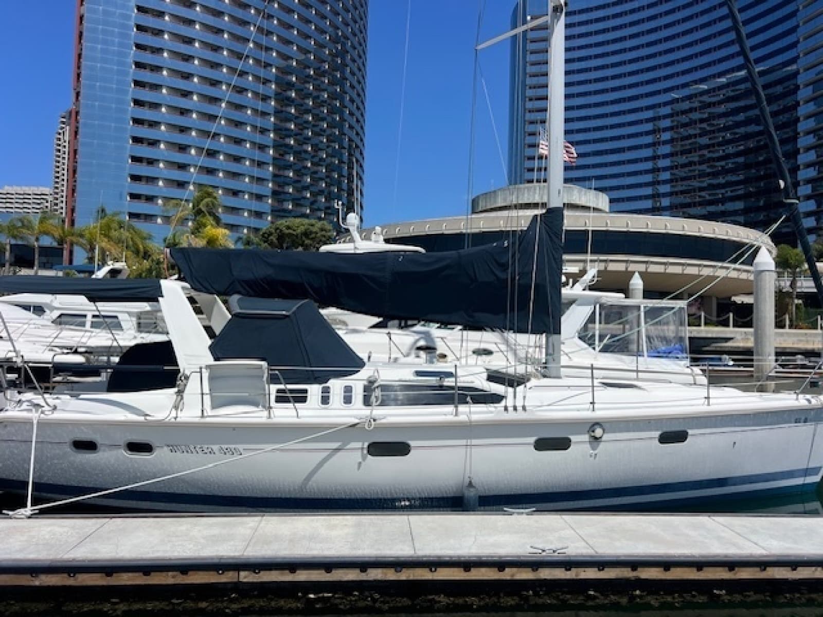 1997 Hunter 430 - Photo 2