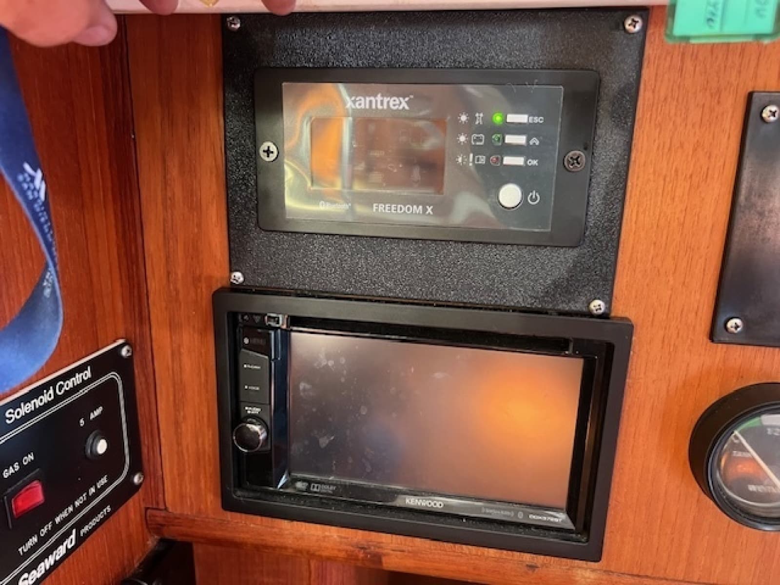 1997 Hunter 430 - Photo 17