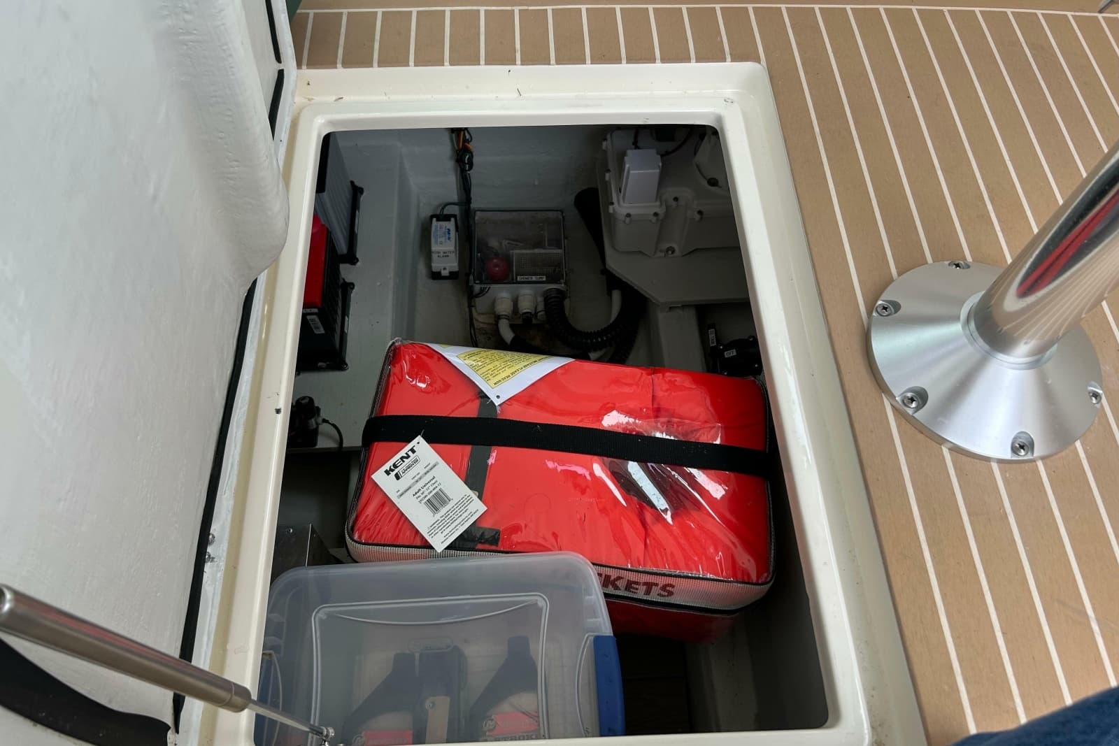 2020 Hunt Yachts Surfhunter 32