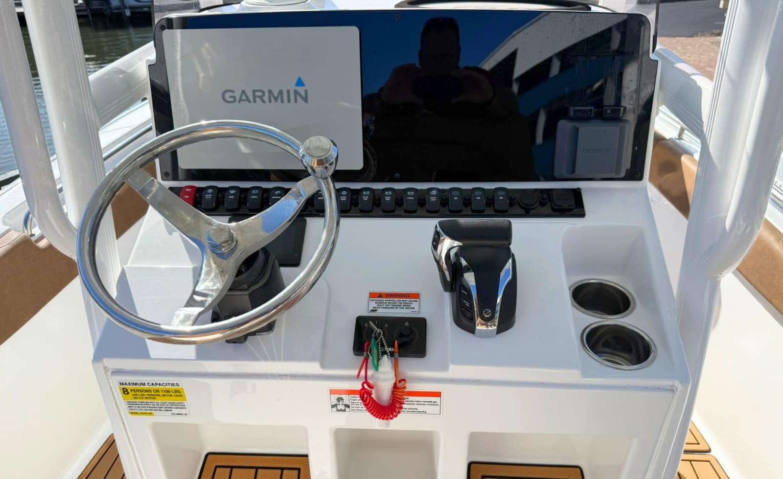 2021 Sea Hunt Ultra 229