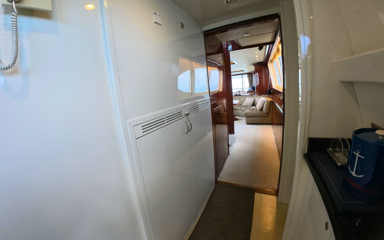 2005 Falcon Falcon 102 Flybridge - Photo 30