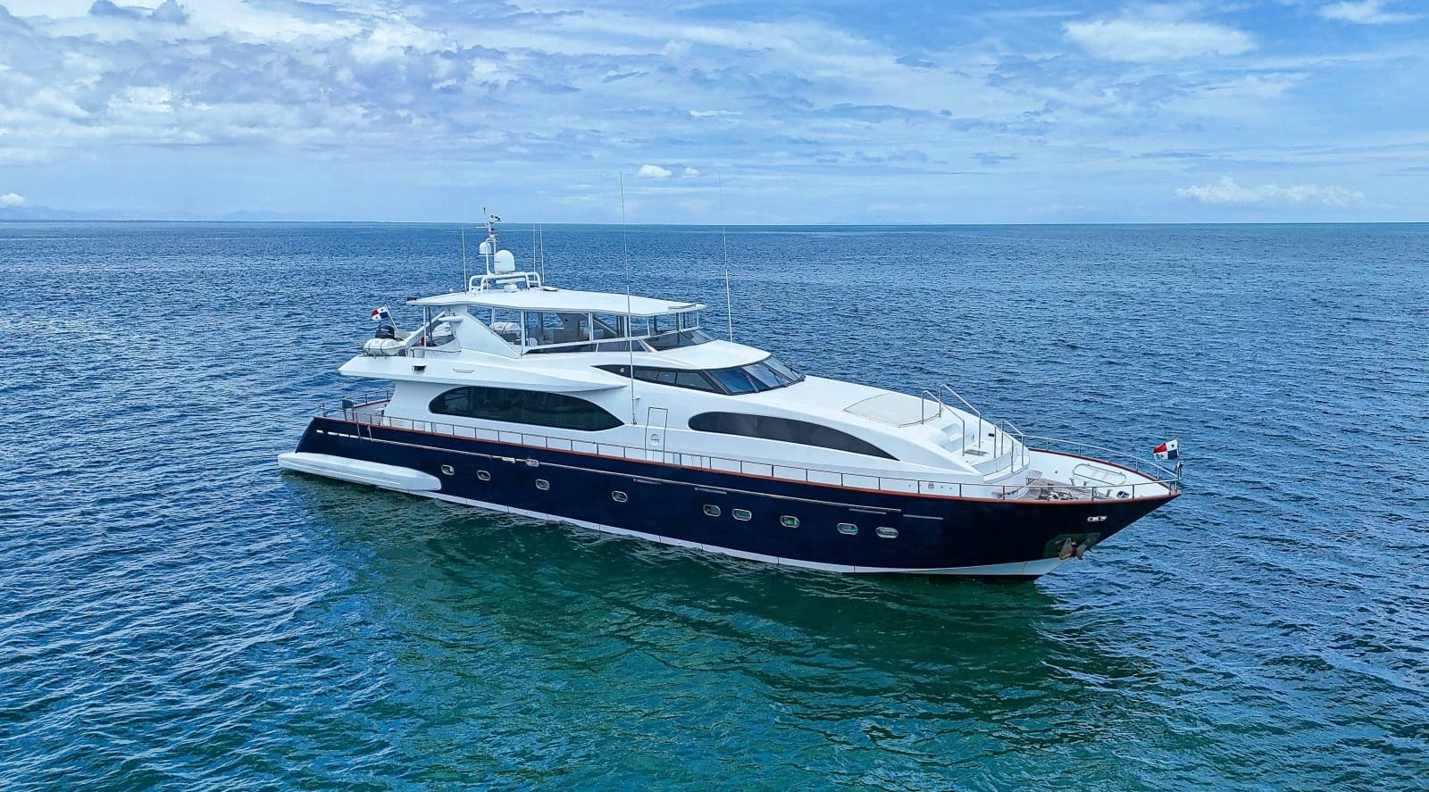 2005 Falcon Falcon 102 Flybridge - Photo 1