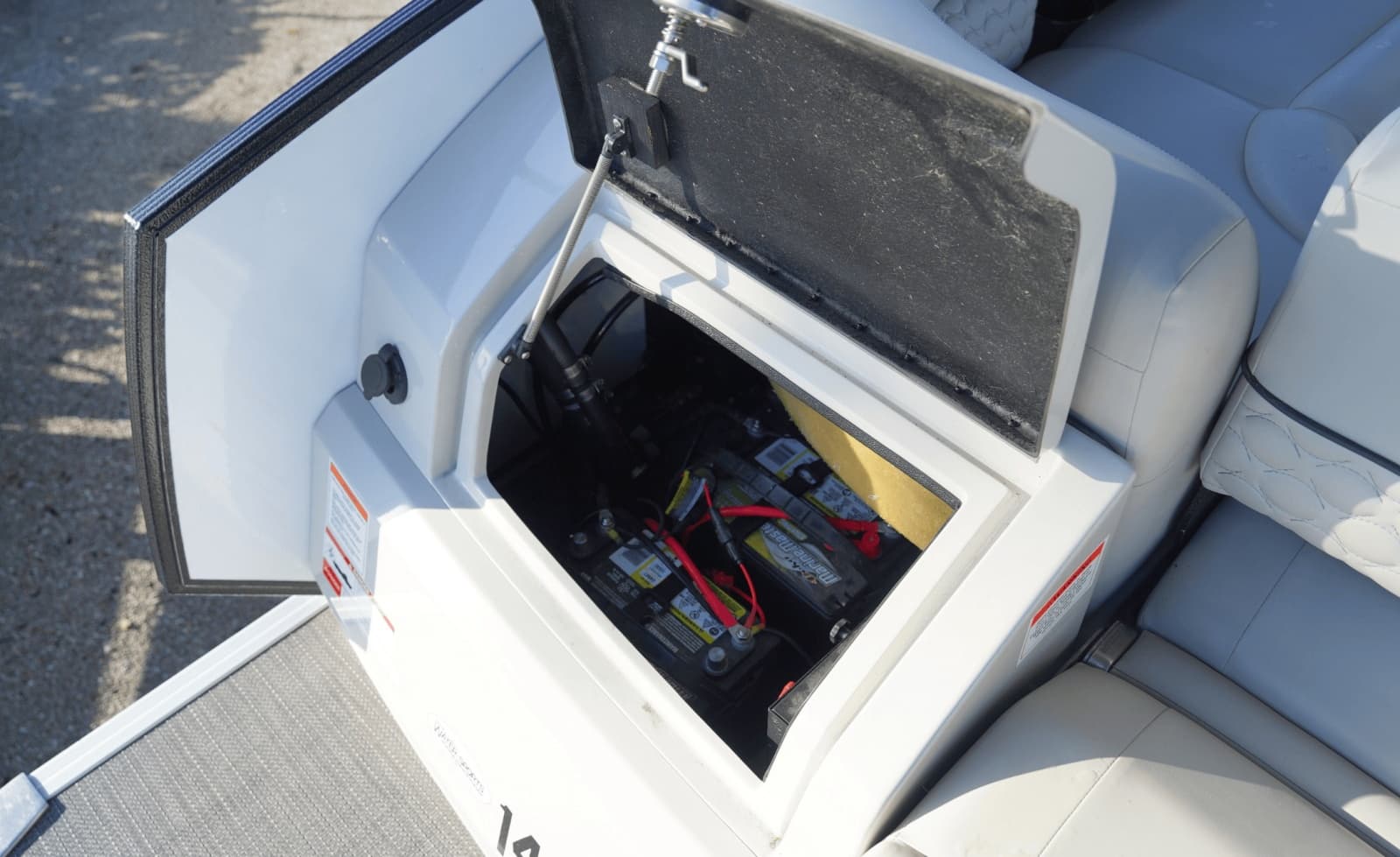 2023 Crest 230 Caribbean LX