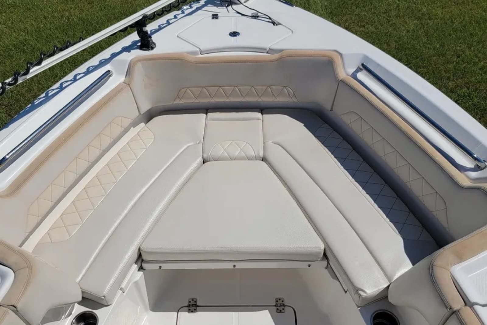 2021 Blue Wave 2800 Makaira