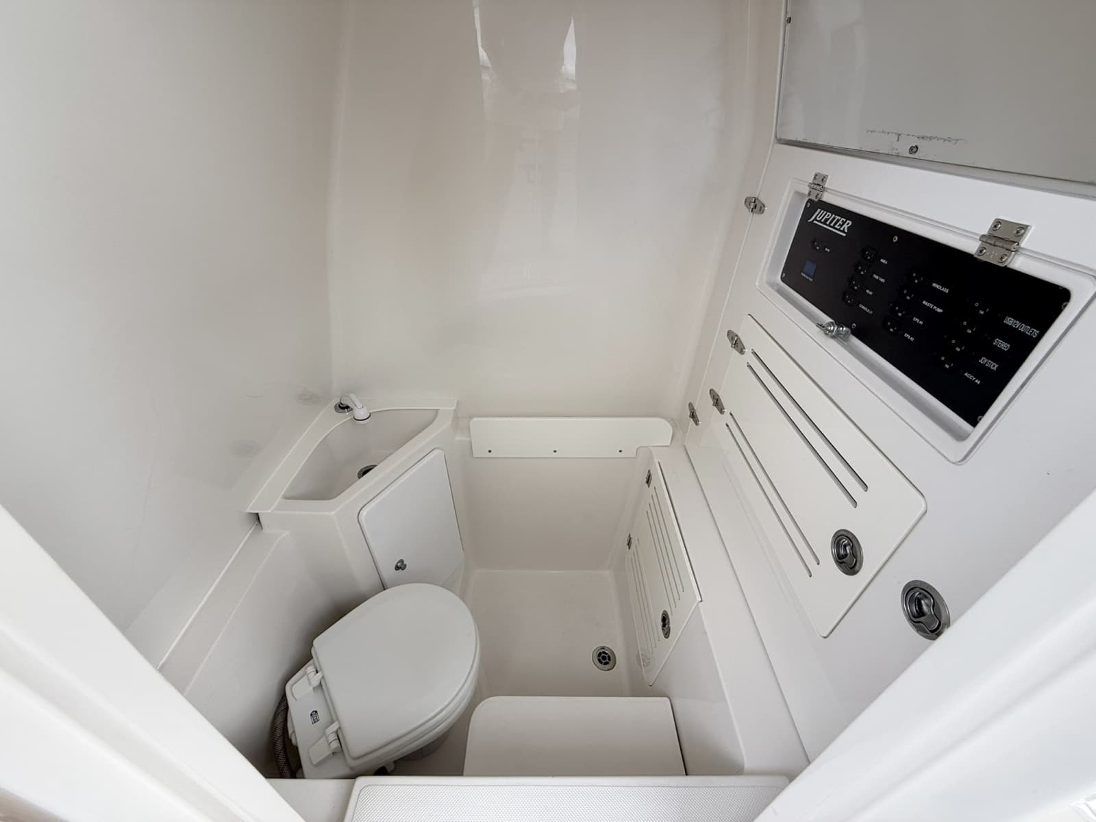 2020 Jupiter 38HFS - Photo 18