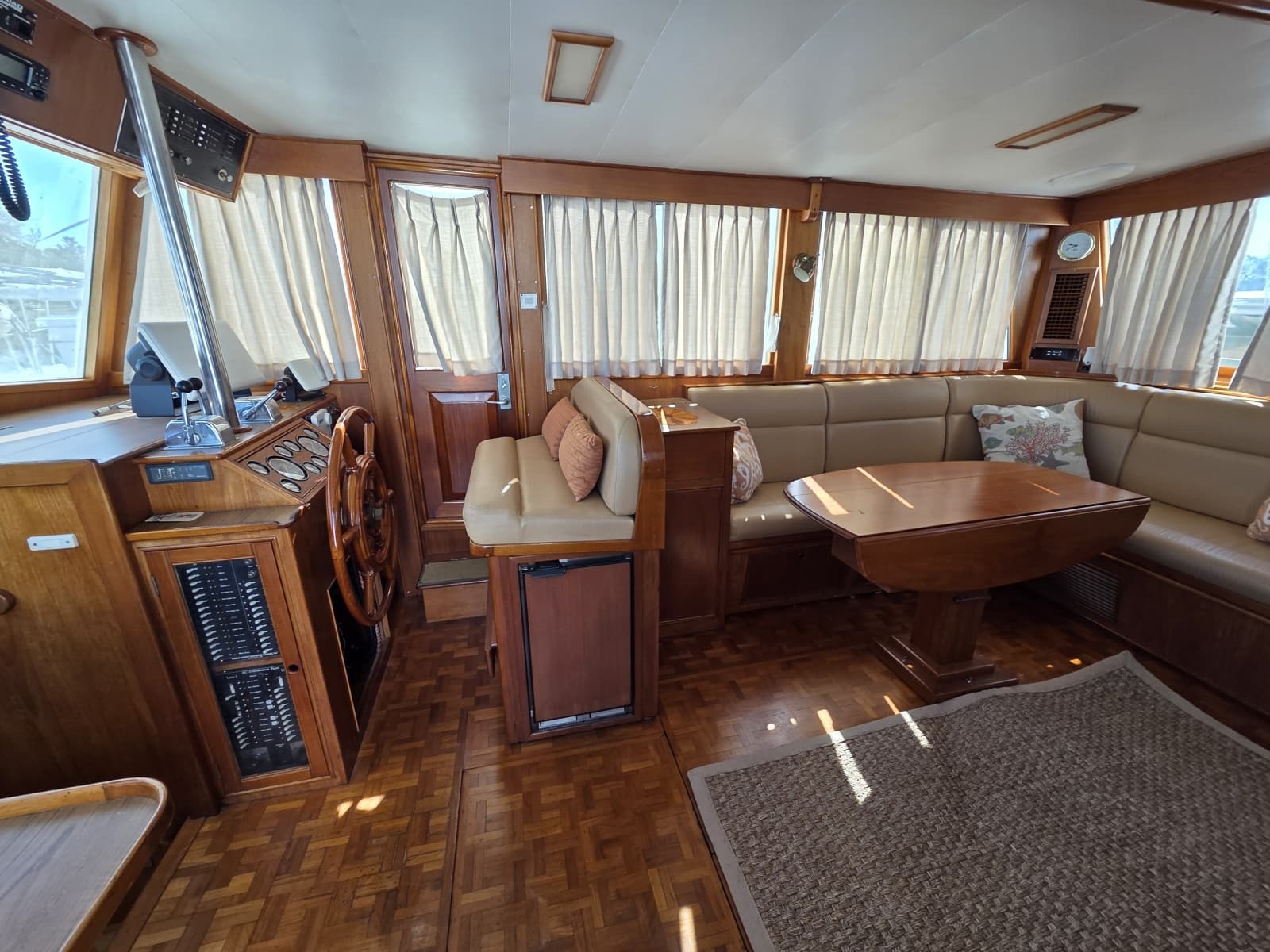 1989 Grand Banks Classic 46