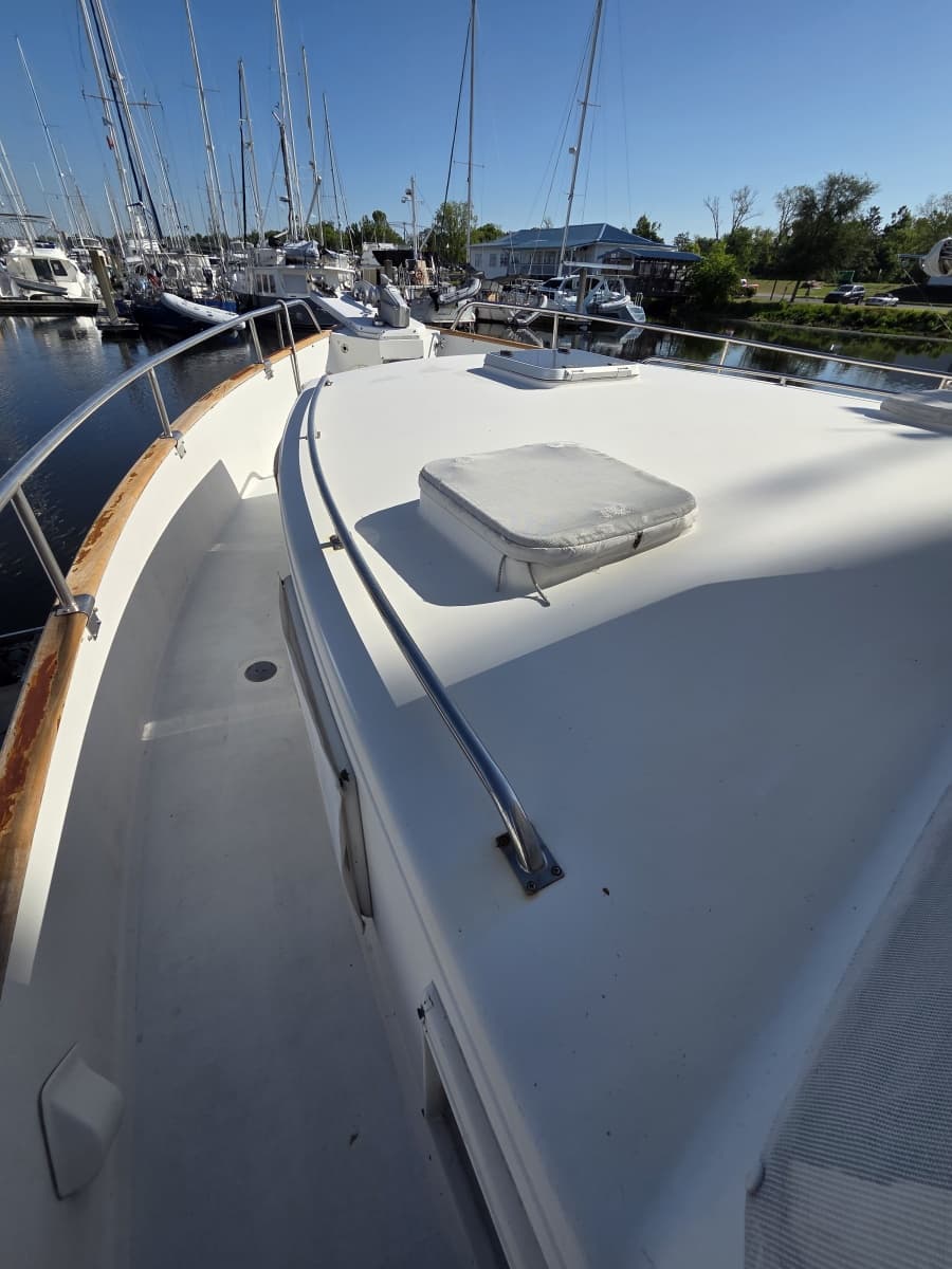 1989 Grand Banks Classic 46