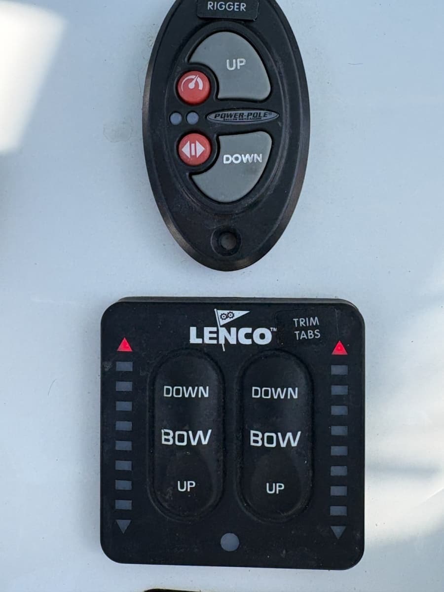 2018 Sea Hunt 225 Ultra