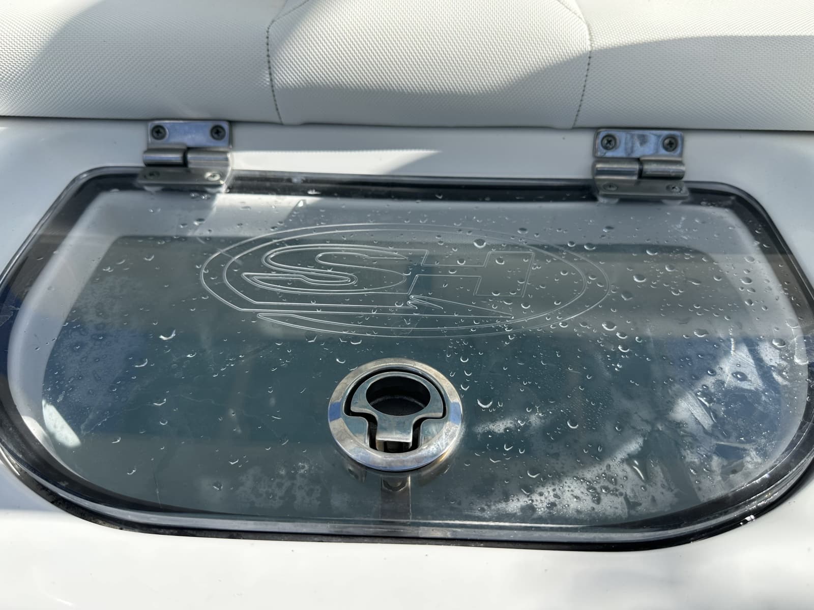 2018 Sea Hunt 225 Ultra