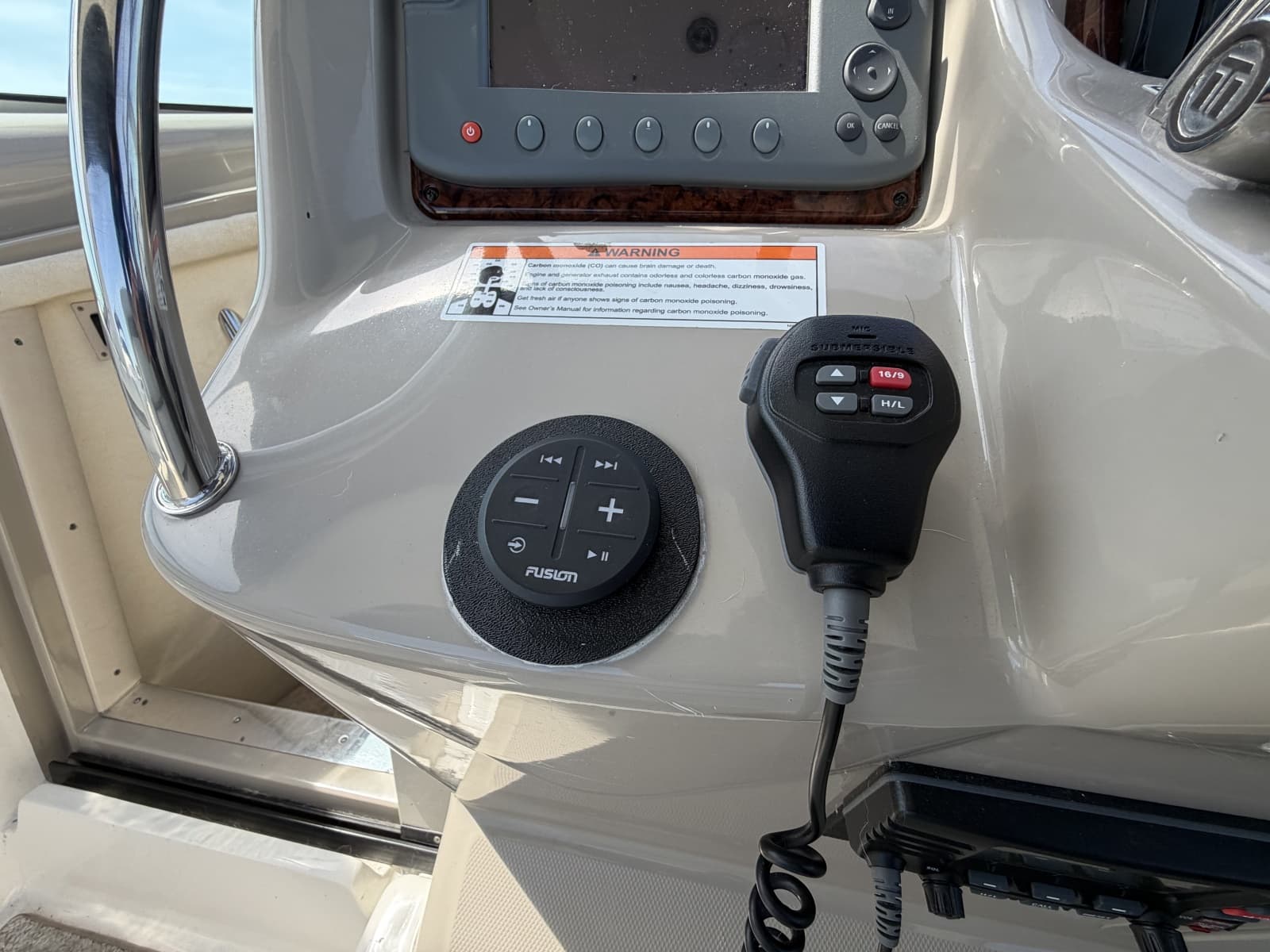 2006 Sea Ray 320 Sundancer