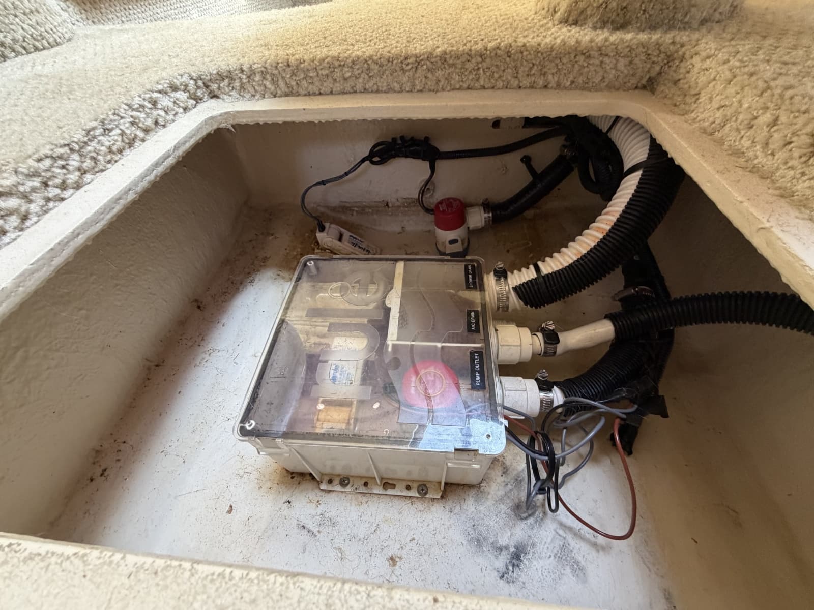 2006 Sea Ray 320 Sundancer