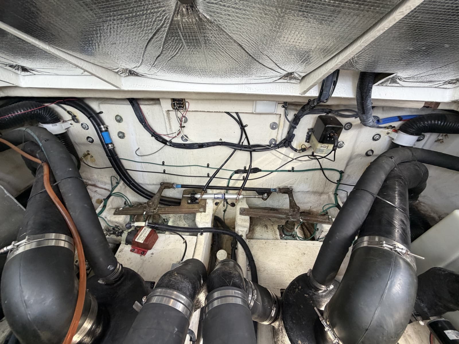 2006 Sea Ray 320 Sundancer