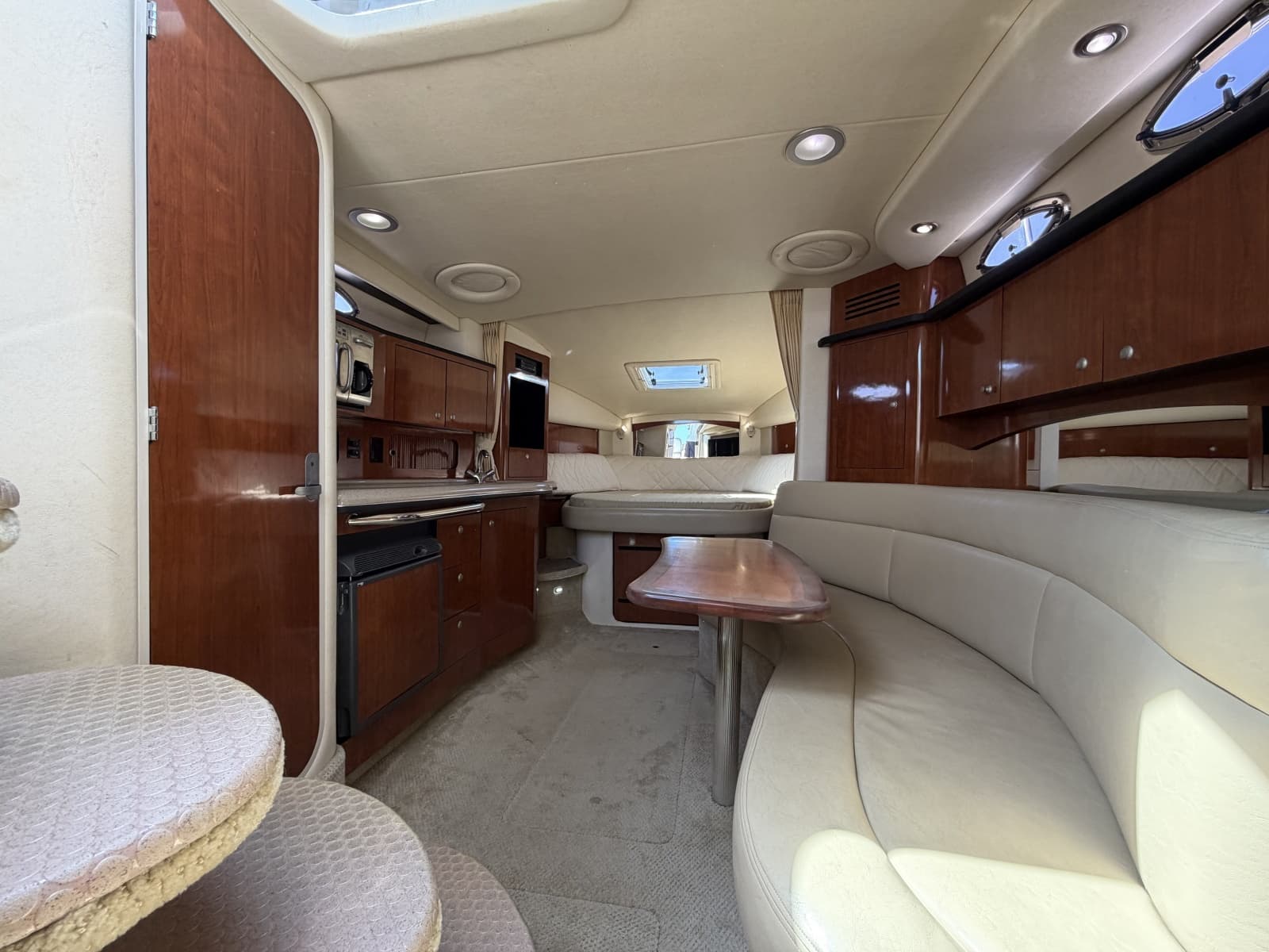 2006 Sea Ray 320 Sundancer