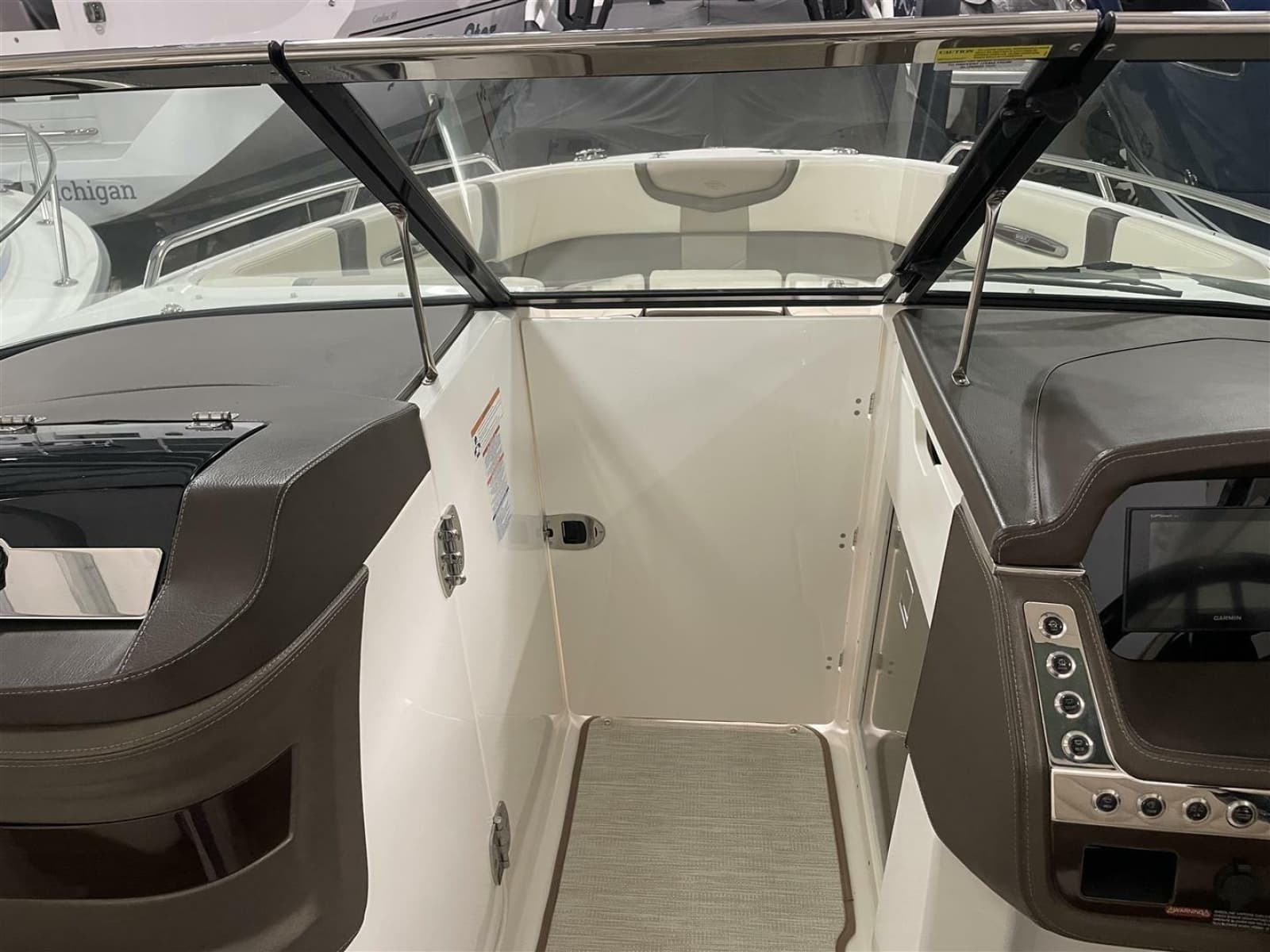 2019 Chaparral 297 SSX