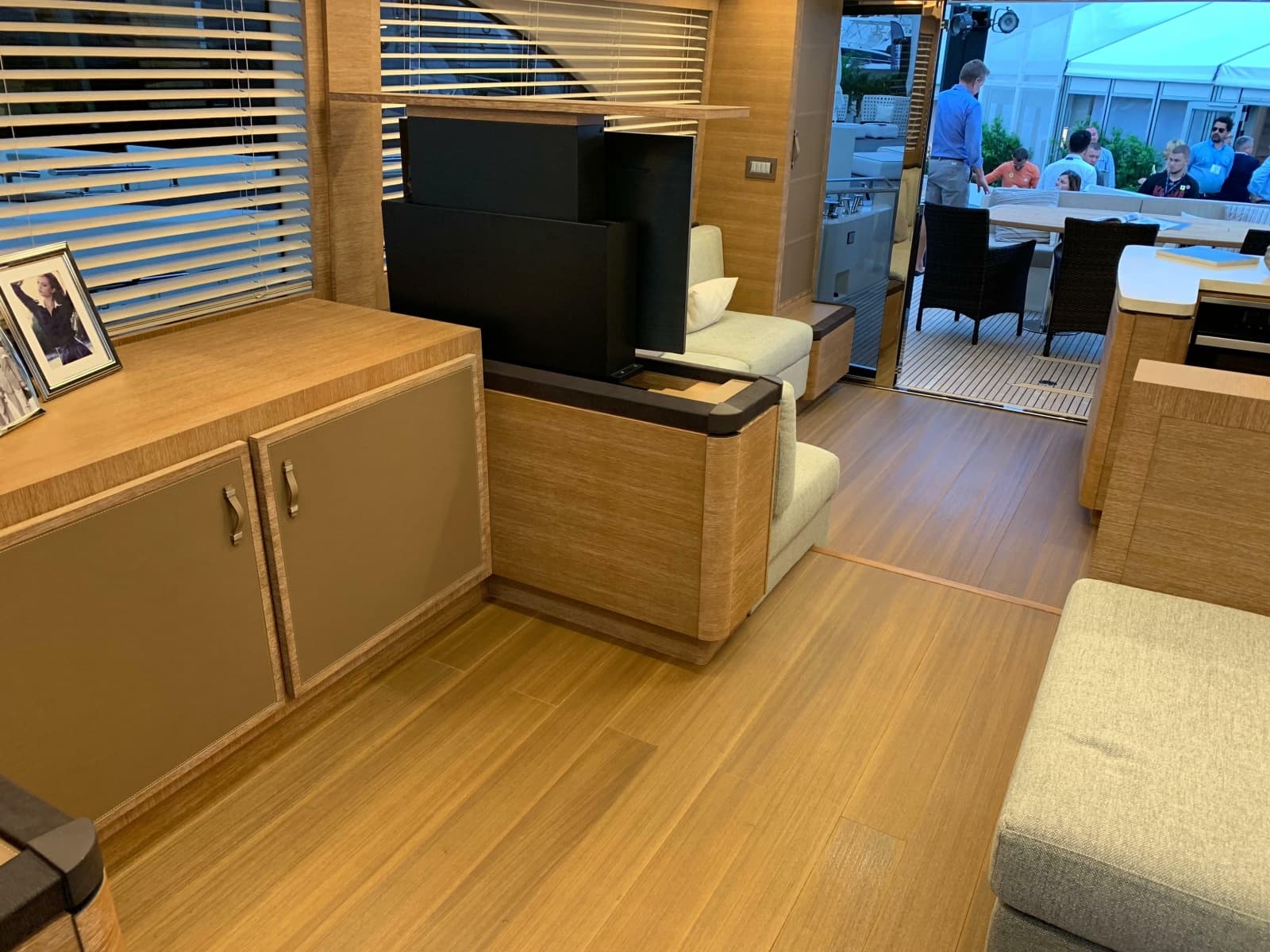 2018 Monte Carlo Yachts MCY 65