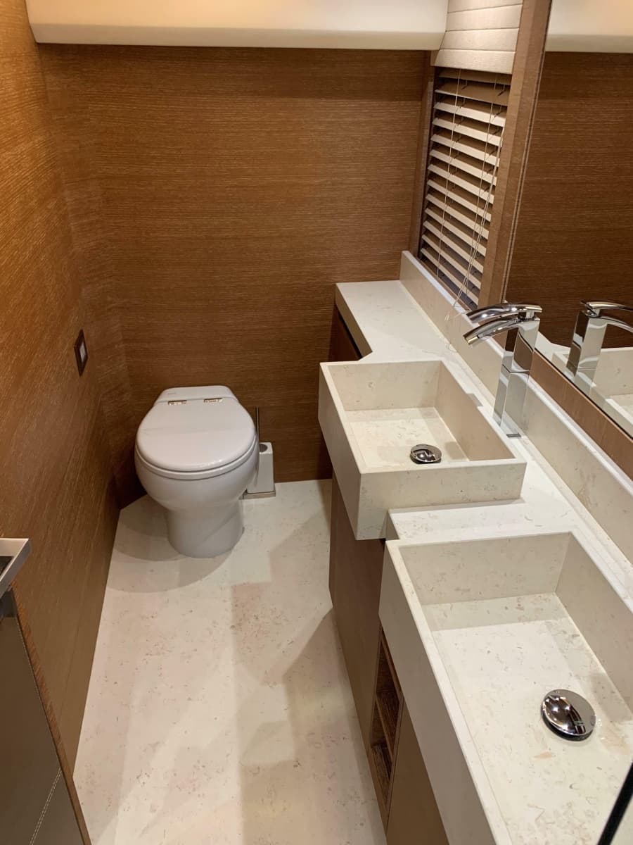 2018 Monte Carlo Yachts MCY 65