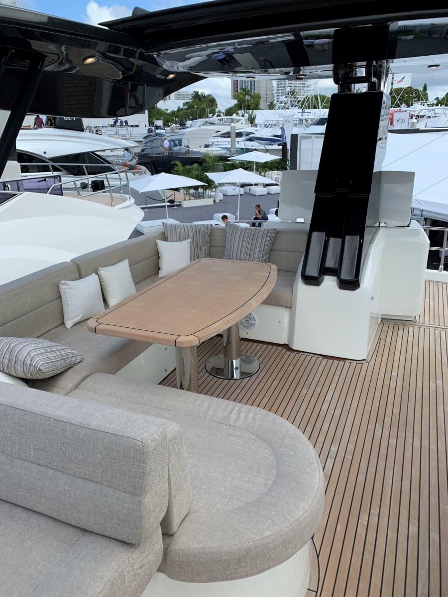 2018 Monte Carlo Yachts MCY 65