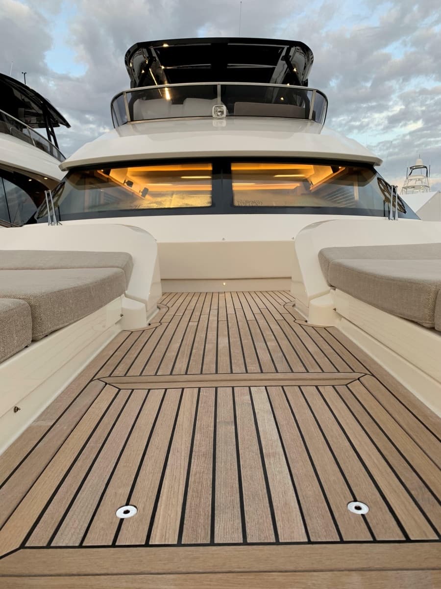 2018 Monte Carlo Yachts MCY 65