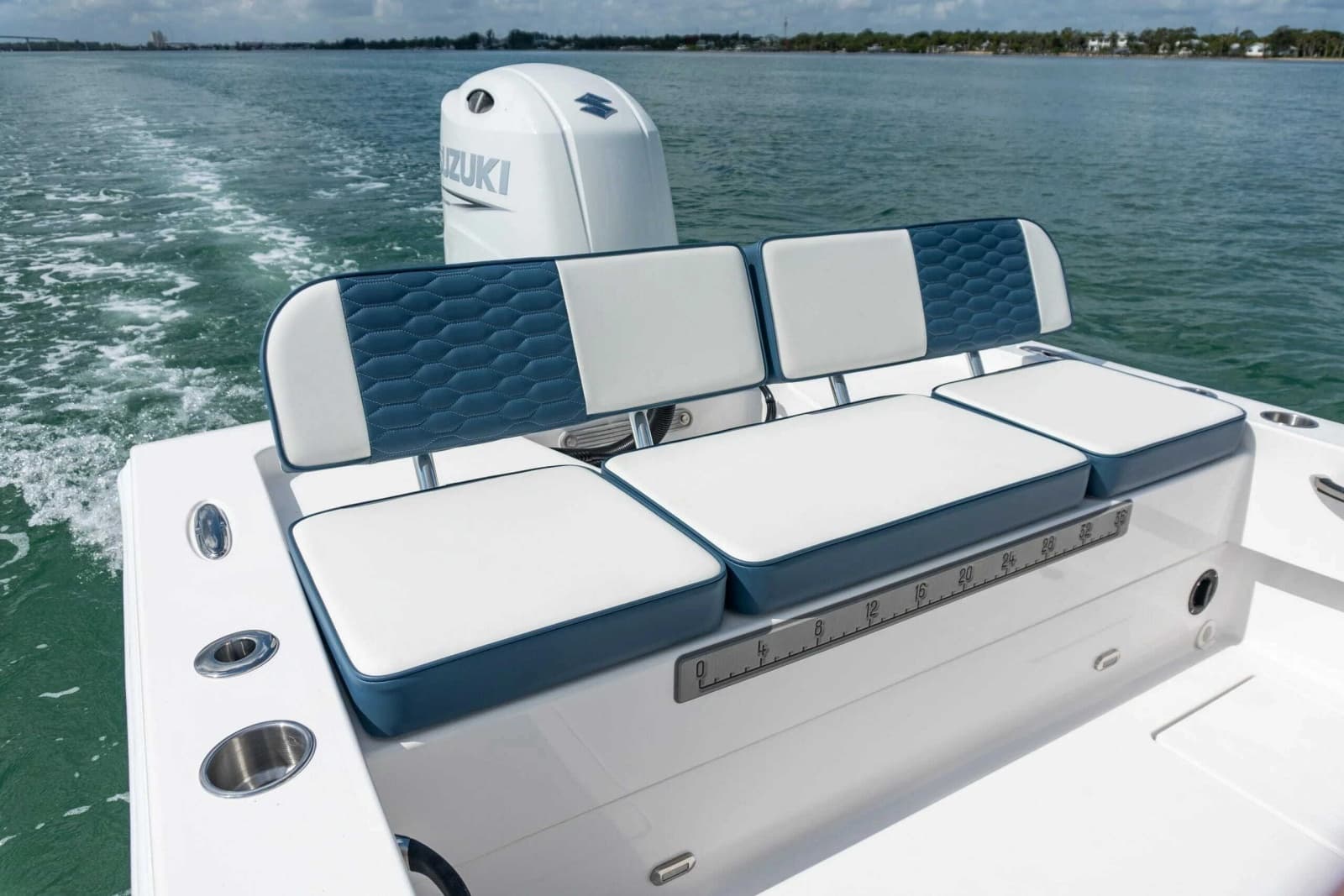 2026 Twin Vee 22 BayCat