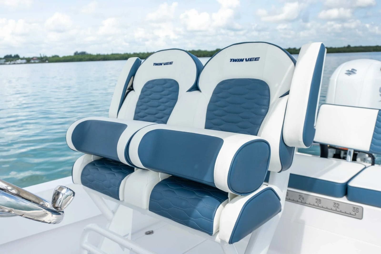 2026 Twin Vee 22 BayCat